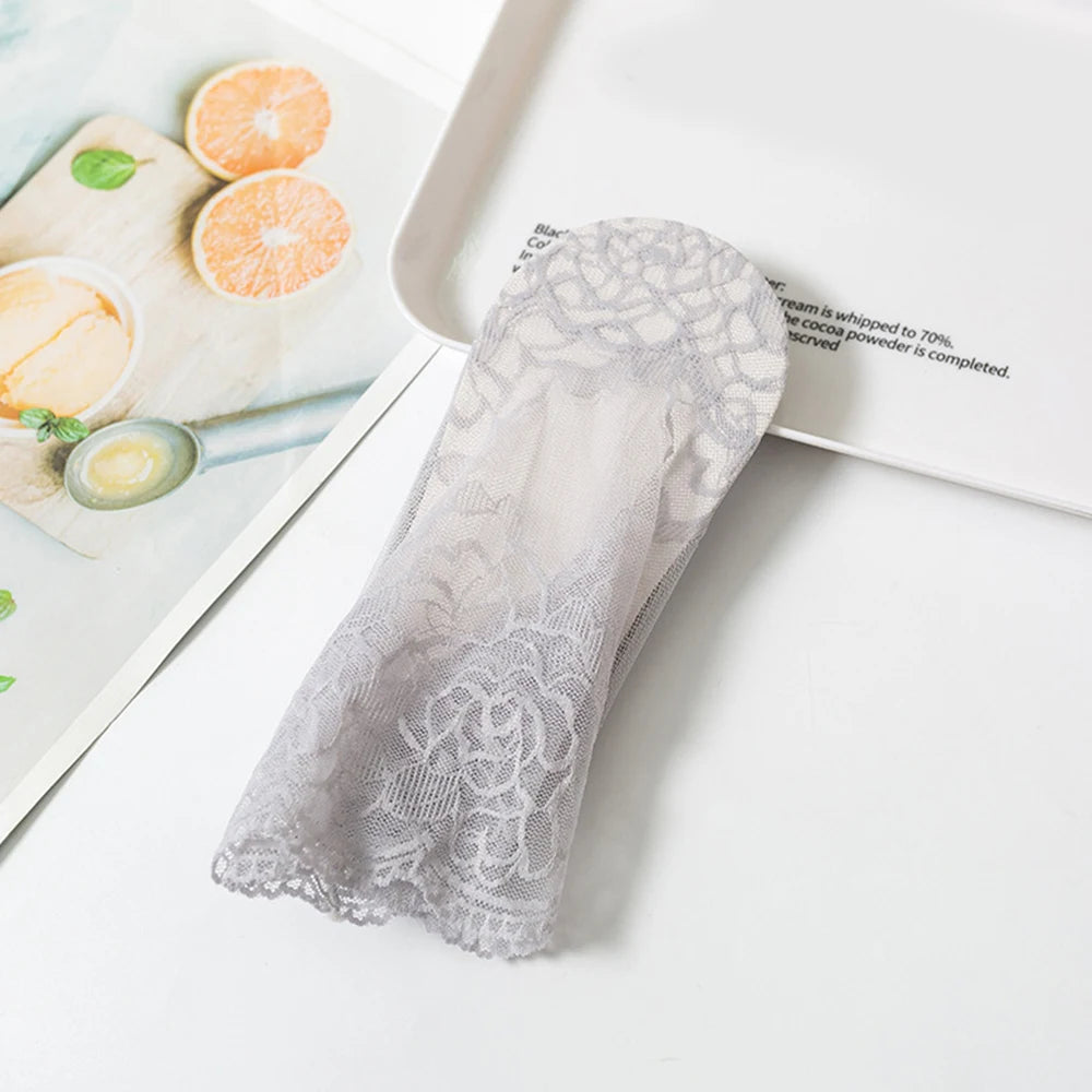 Summer Woman Lace Socks Flower Hollow Out Hosiery Breathable Cool Mesh Socks for Female Thin Transparent Foot Socks Ankle Socks